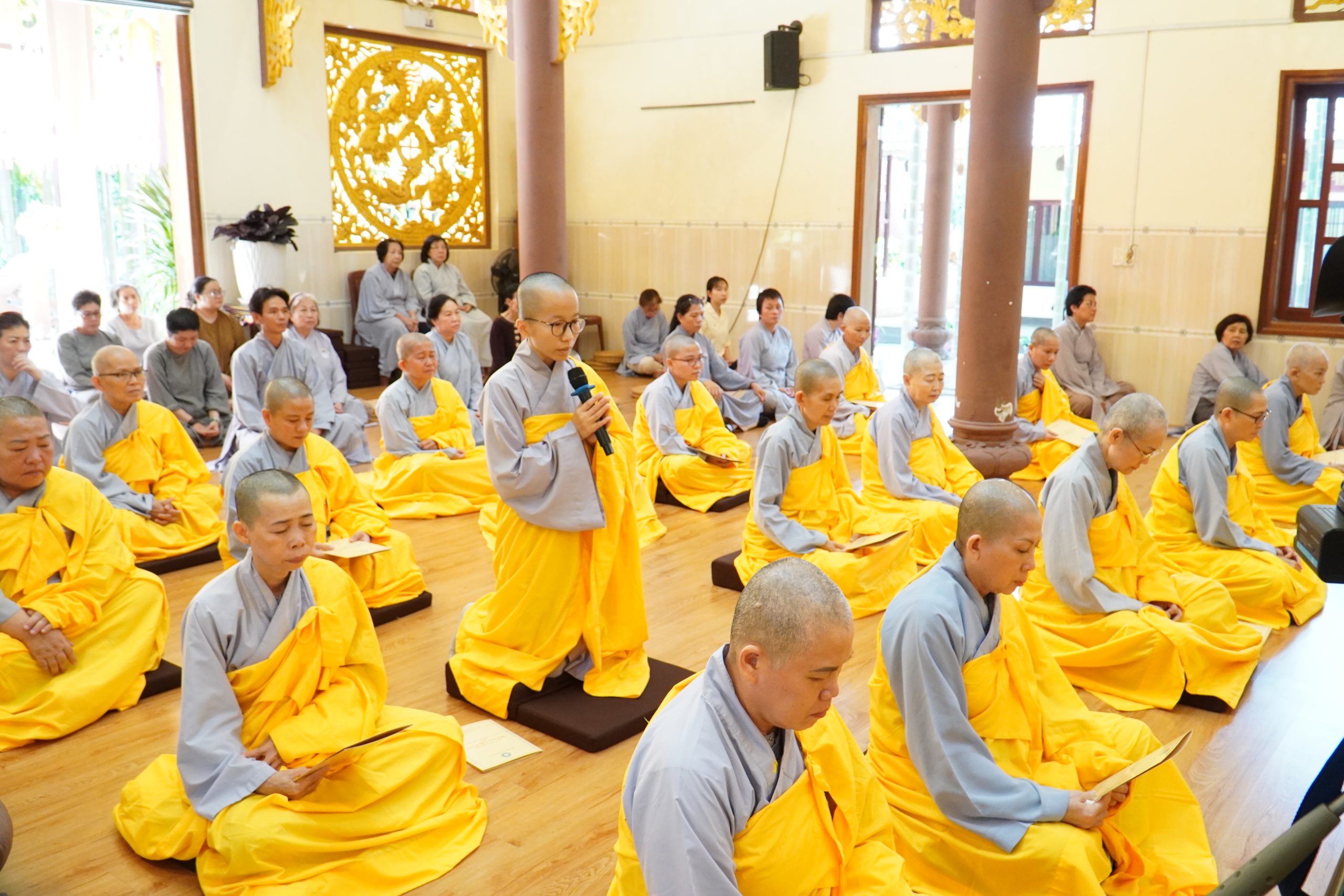 Lễ bế mạc khoá tu “Xuất gia gieo duyên lần 2” với nhiều cảm xúc bùi ngùi, biết ơn của chư hành giả tham dự khoá tu插图6