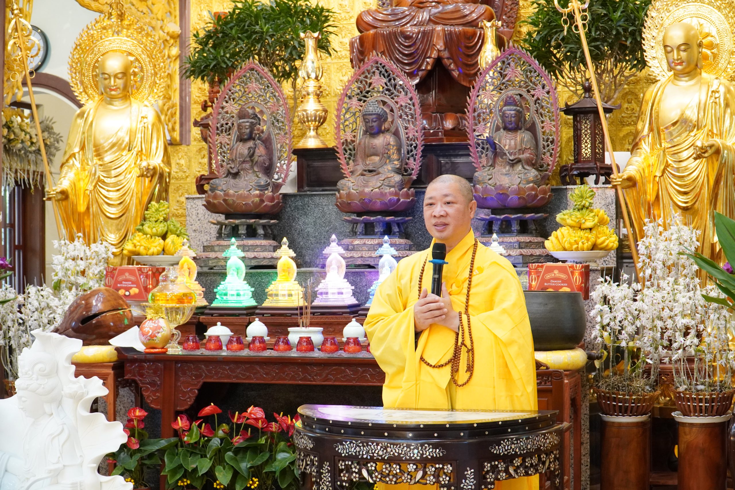 Lễ bế mạc khoá tu “Xuất gia gieo duyên lần 2” với nhiều cảm xúc bùi ngùi, biết ơn của chư hành giả tham dự khoá tu插图2