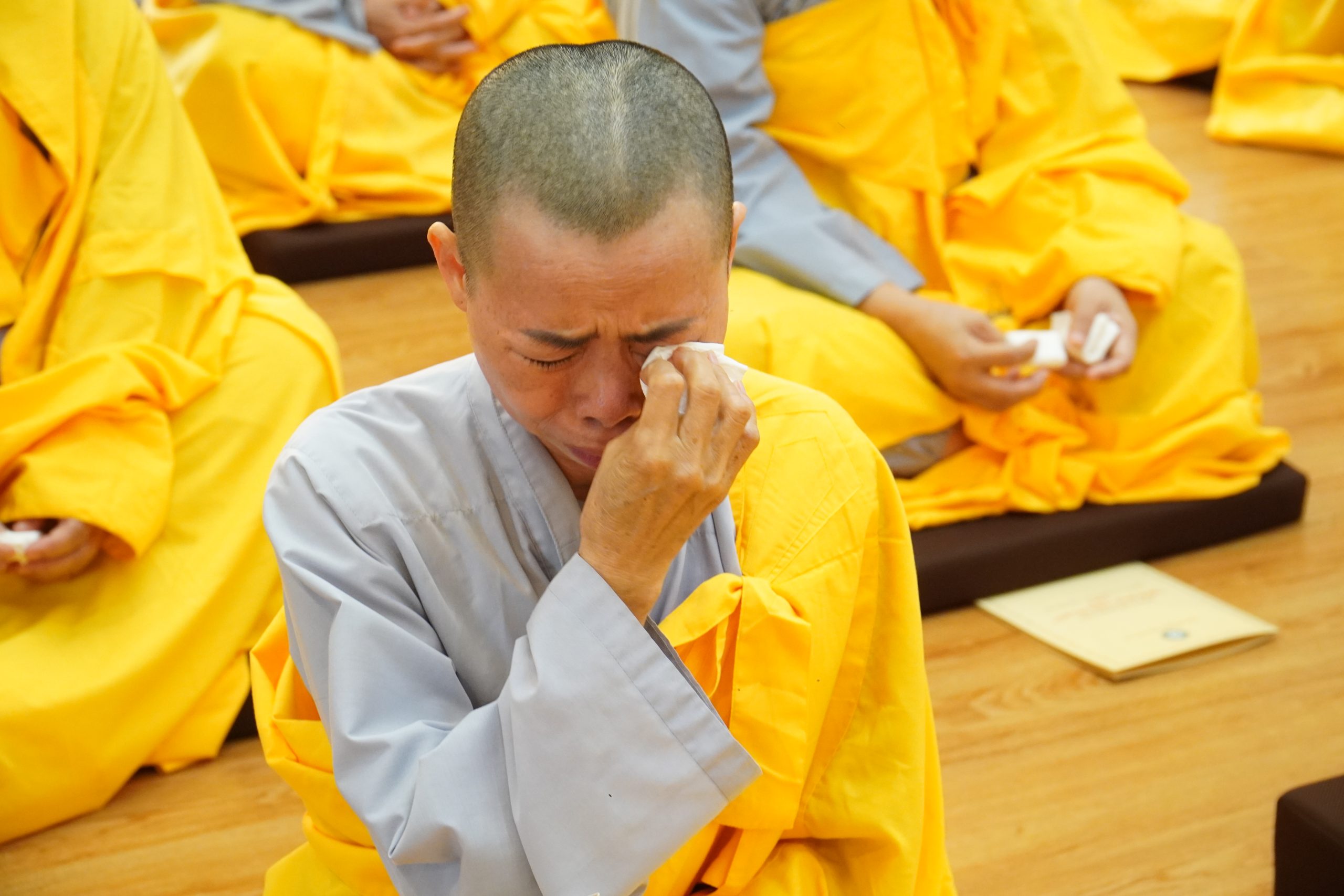 Lễ bế mạc khoá tu “Xuất gia gieo duyên lần 2” với nhiều cảm xúc bùi ngùi, biết ơn của chư hành giả tham dự khoá tu插图4