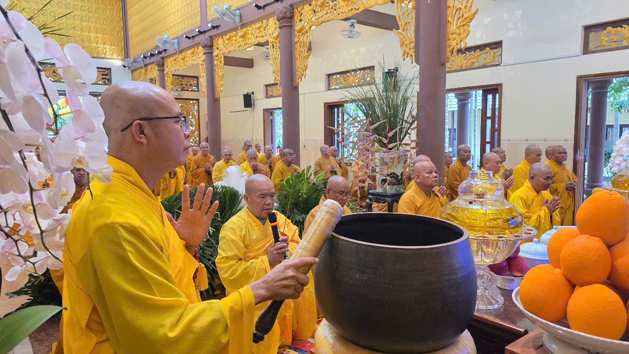 THIÊNG LIÊNG LỄ BỐ-TÁT ĐỊNH KỲ VÀ TƯỞNG NIỆM NGÀY ĐỨC PHẬT NHẬP NIẾT-BÀN插图9