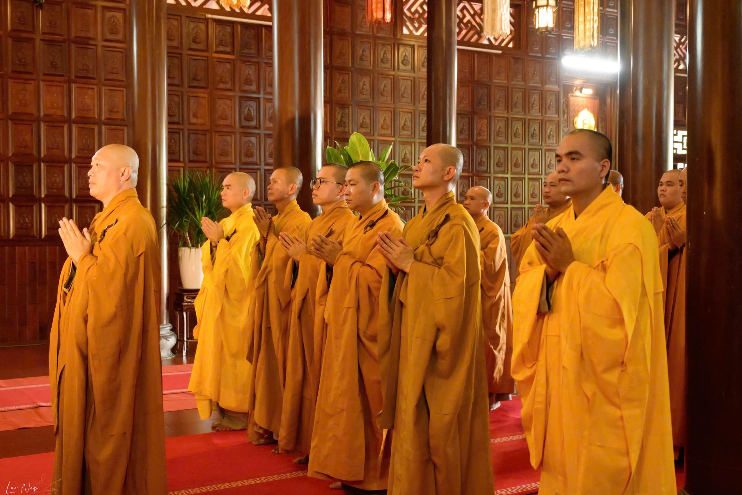 Chư Tăng Viện Chuyên Tu đảnh lễ giác linh chư vị Tổ sư nhân ngày Huý nhật tổ khai sơn tổ đình Long Khánh插图1
