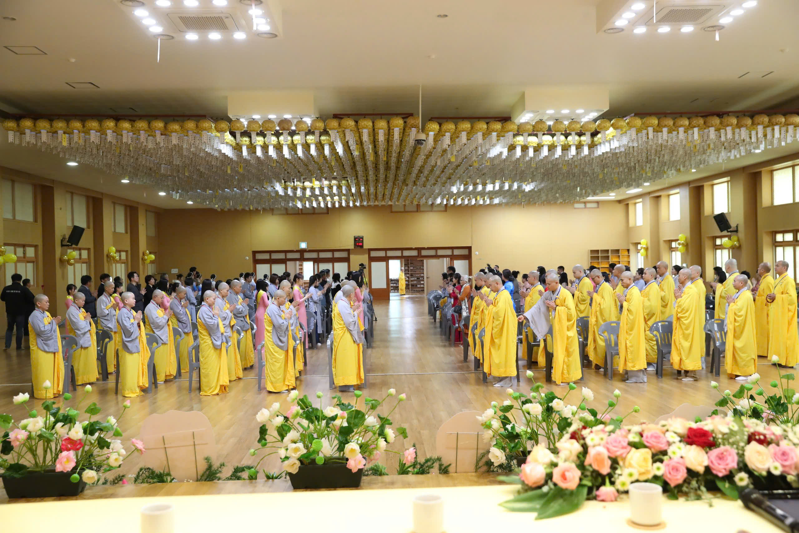 THÔNG BÁO: CHƯƠNG TRÌNH THAM QUAN “THIÊN ĐƯỜNG MÙA THU” VÀ KHÓA TU HỌC PHẬT PHÁP LẦN THỨ 18 TẠI HÀN QUỐC插图1