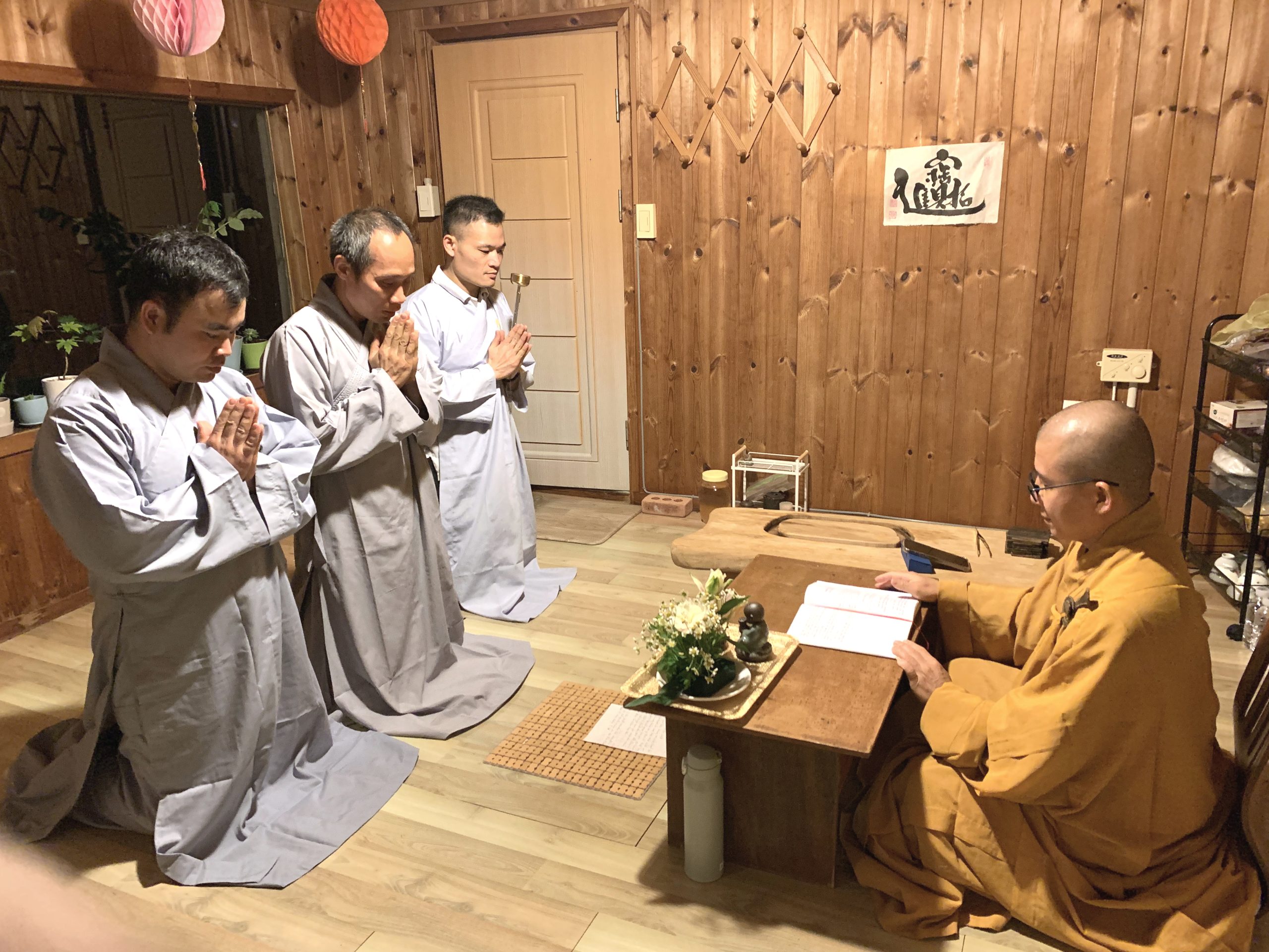 HÀN QUỐC: ĐẠO TRÀNG VIỆN CHUYÊN TU TỔ CHỨC KHÓA TU BÁT QUAN TRAI GIỚI LẦN THỨ NHẤT TẠI CHÙA VIÊN GIÁC插图1