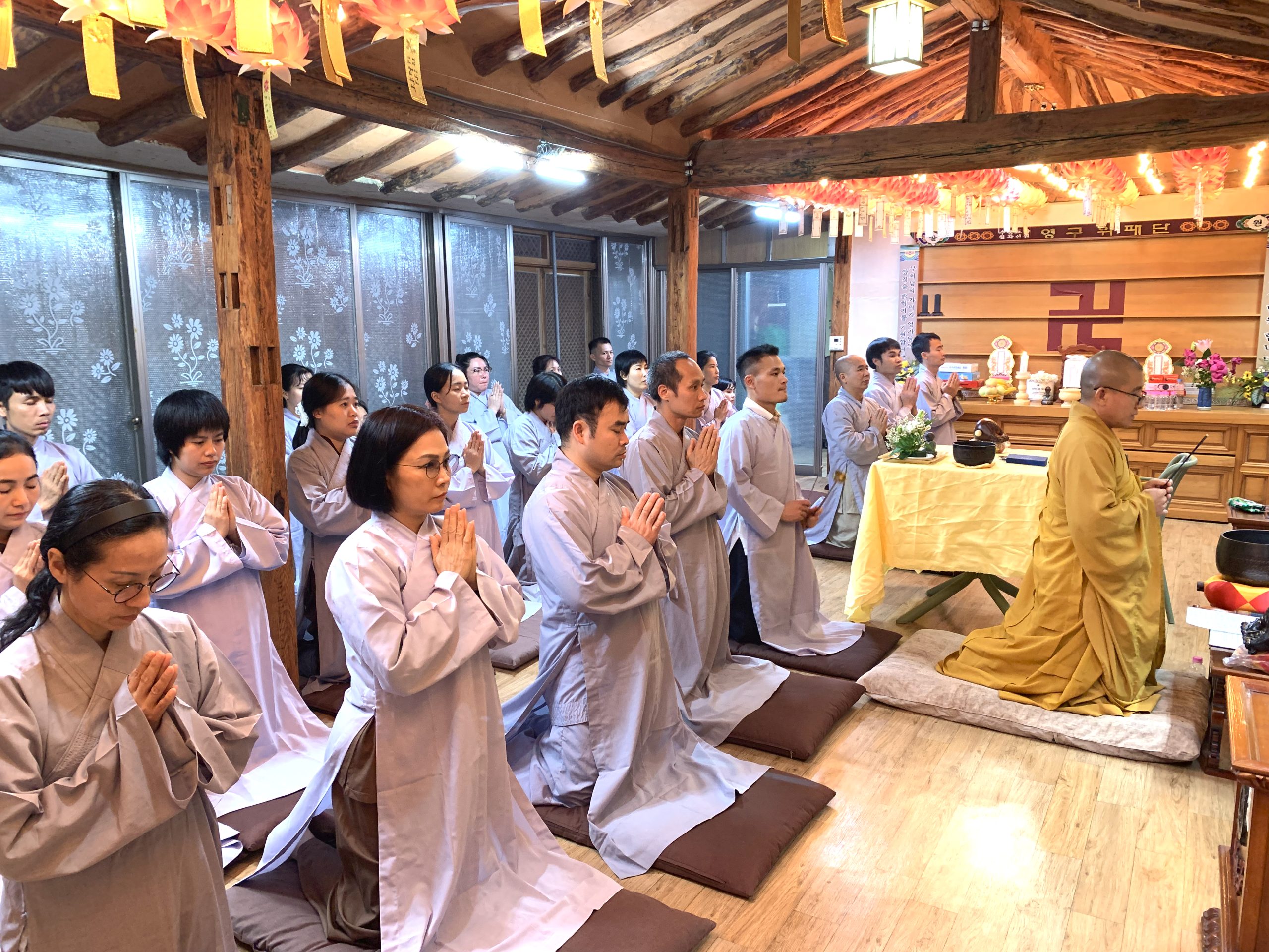 HÀN QUỐC: ĐẠO TRÀNG VIỆN CHUYÊN TU TỔ CHỨC KHÓA TU BÁT QUAN TRAI GIỚI LẦN THỨ NHẤT TẠI CHÙA VIÊN GIÁC插图4