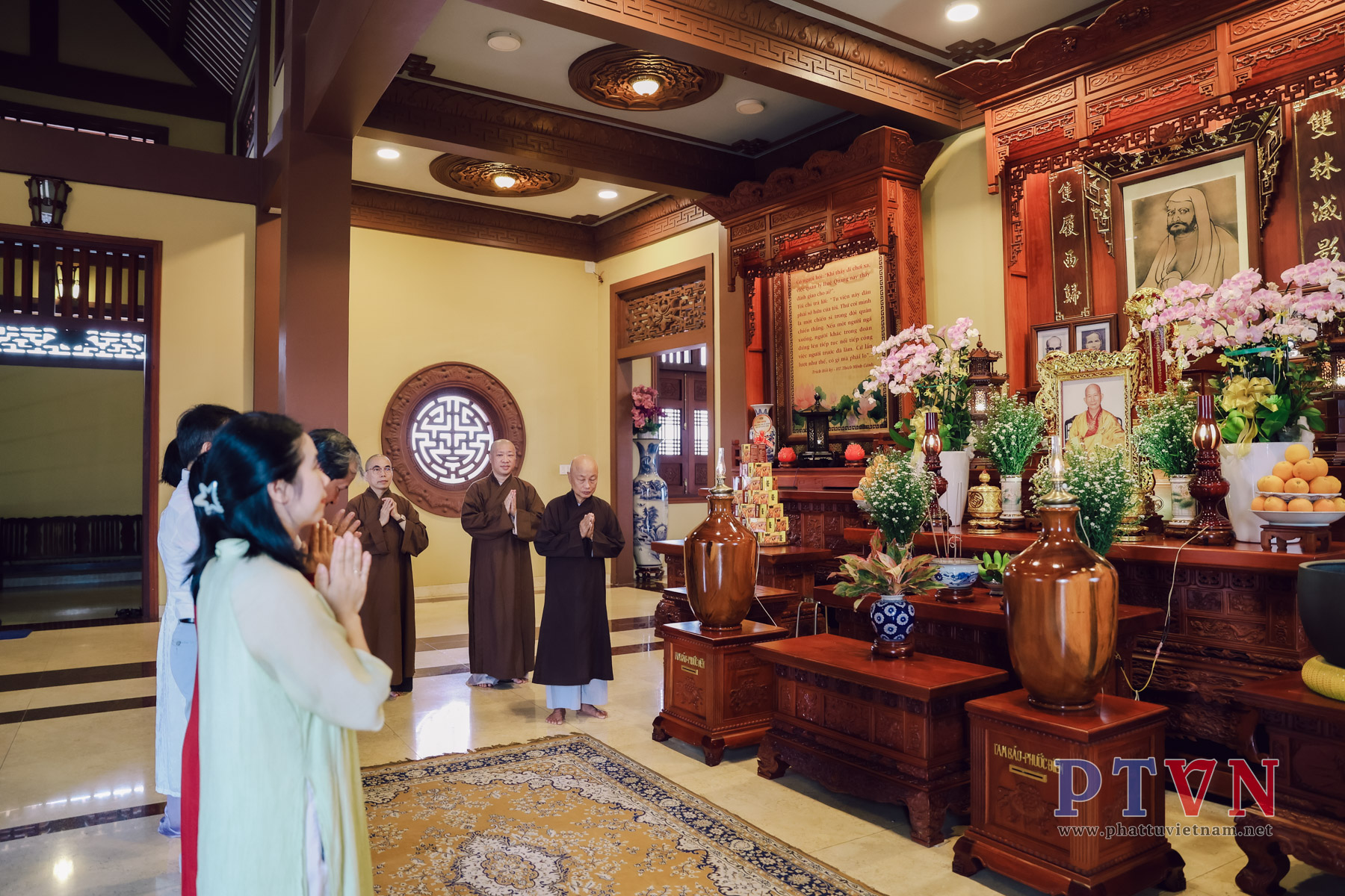Hội đồng Biên tập Dự án Kinh điển phương Đông đến thăm và làm việc tại Trung tâm Dịch thuật Hán Nôm Huệ Quang (Tp.HCM)插图16