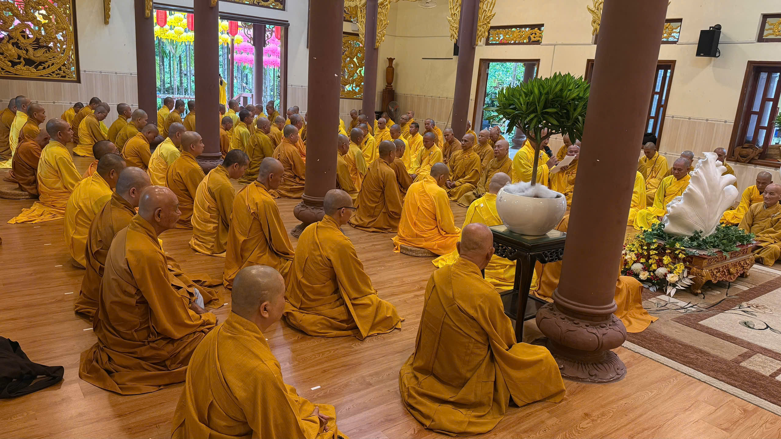 ẤM ÁP ĐẠO TÌNH TRONG NGÀY LỄ KHAI HẠ  VÀ TÁC PHÁP AN CƯ TẠI CHÙA VẠN THIỆN插图17