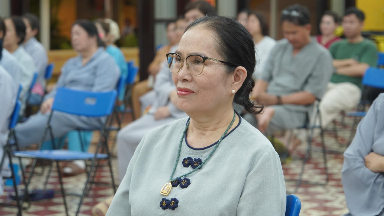 Chủ đề: “BUÔNG XUỐNG CÁI ‘TÔI’, CỘI NGUỒN CỦA THONG DONG” 插图18