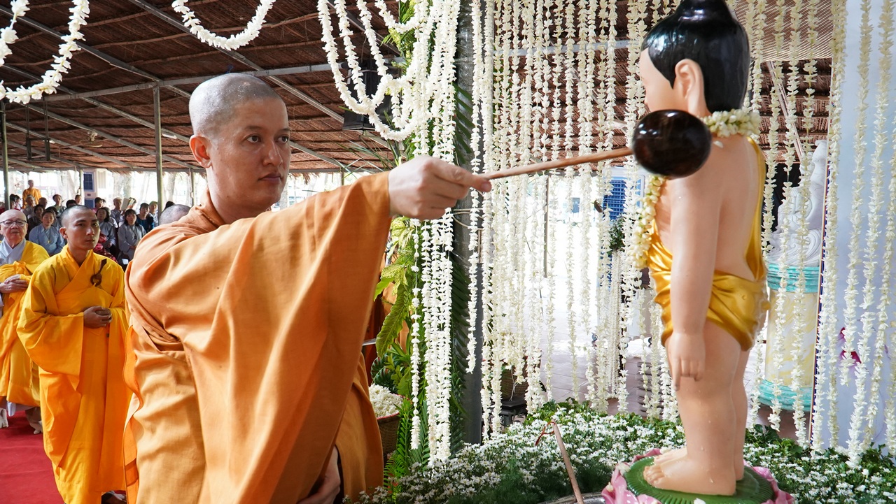 KHÓA HUÂN TU LẦN THỨ 131 – LỄ TẮM PHẬT PL.2570 TẠI VIỆN CHUYÊN TU插图15