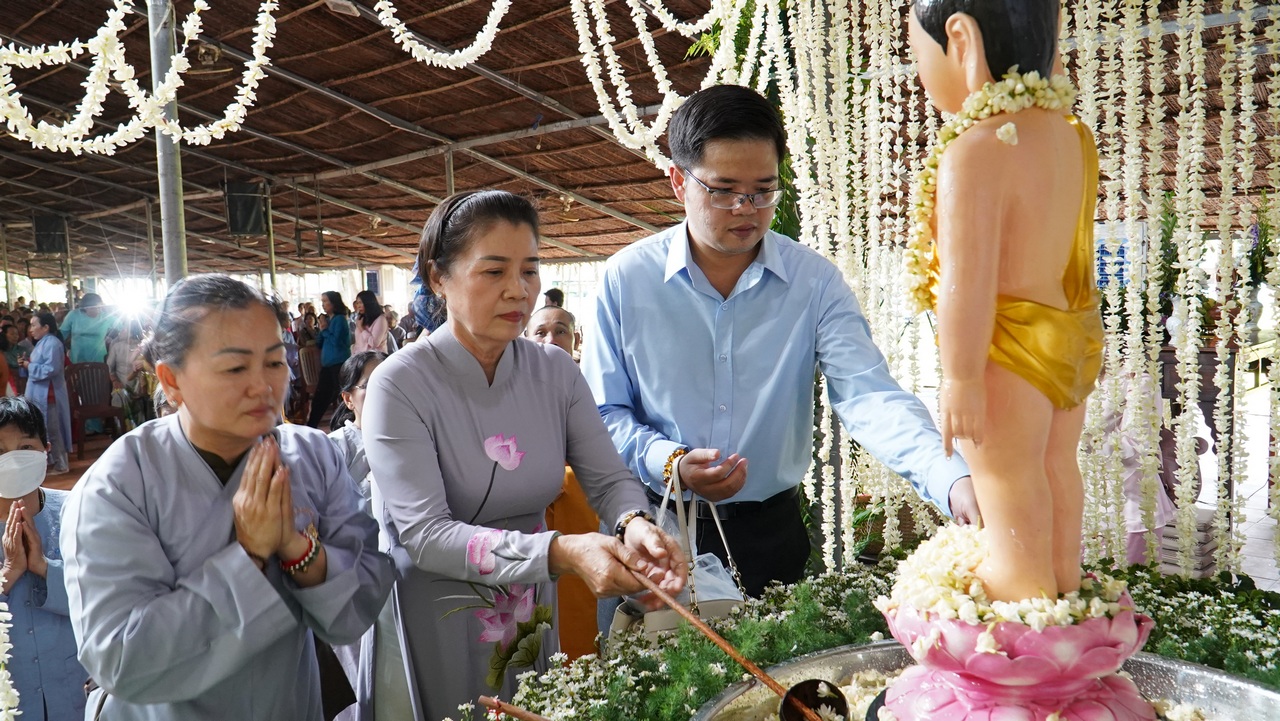 KHÓA HUÂN TU LẦN THỨ 131 – LỄ TẮM PHẬT PL.2570 TẠI VIỆN CHUYÊN TU插图18