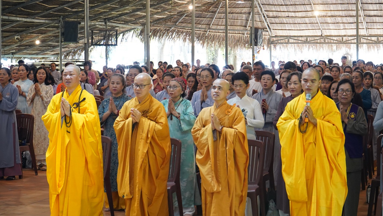 KHÓA HUÂN TU LẦN THỨ 131 – LỄ TẮM PHẬT PL.2570 TẠI VIỆN CHUYÊN TU插图26