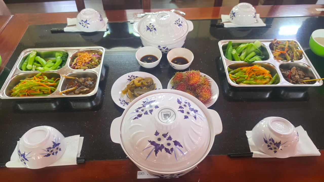 NHỮNG NGỌN LỬA ÂM THẦM NƠI TRAI ĐƯỜNG VẠN THIỆN插图3