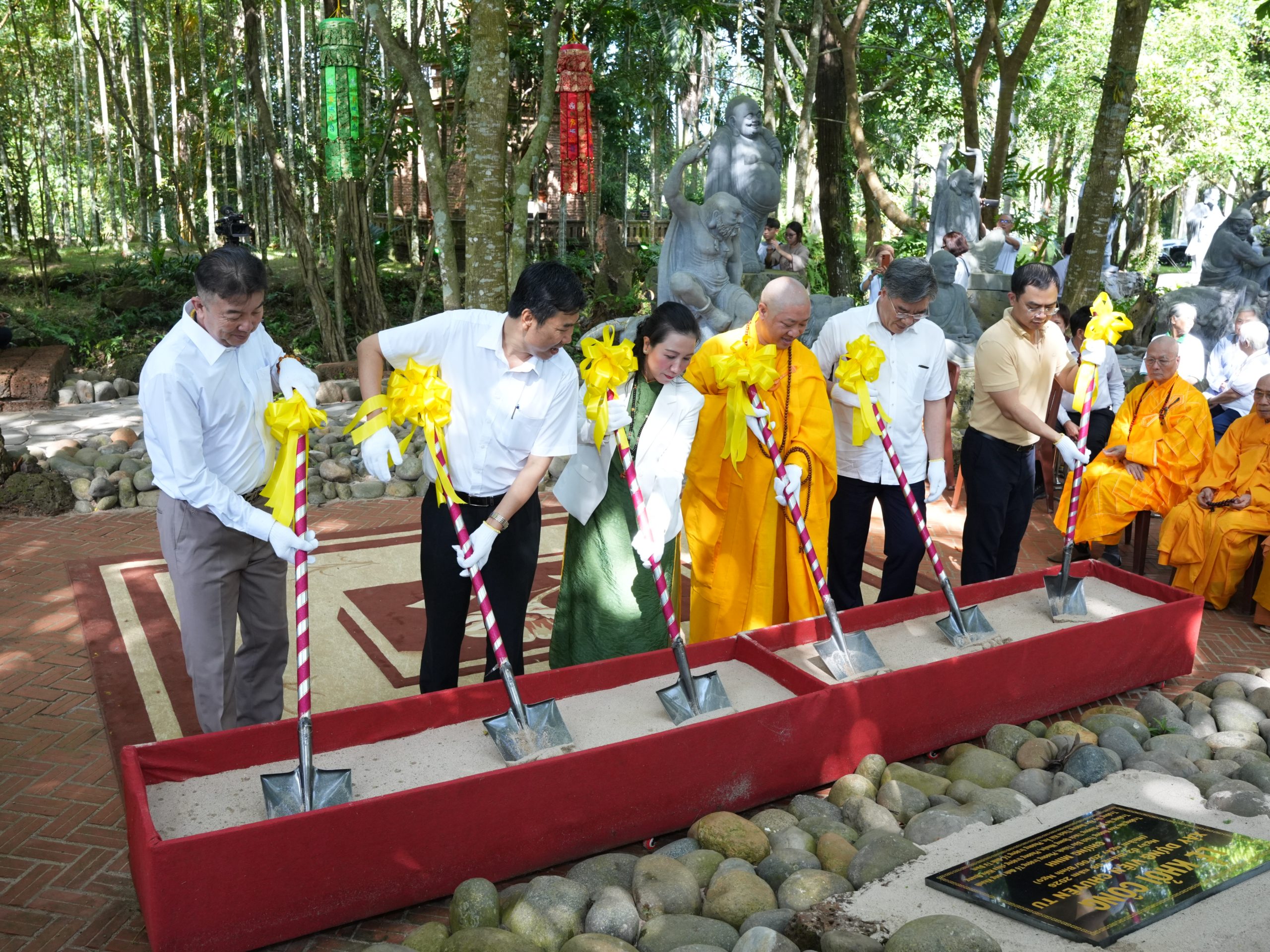 TRANG NGHIÊM LỄ KHỞI CÔNG XÂY DỰNG VIỆN CHUYÊN TU插图20