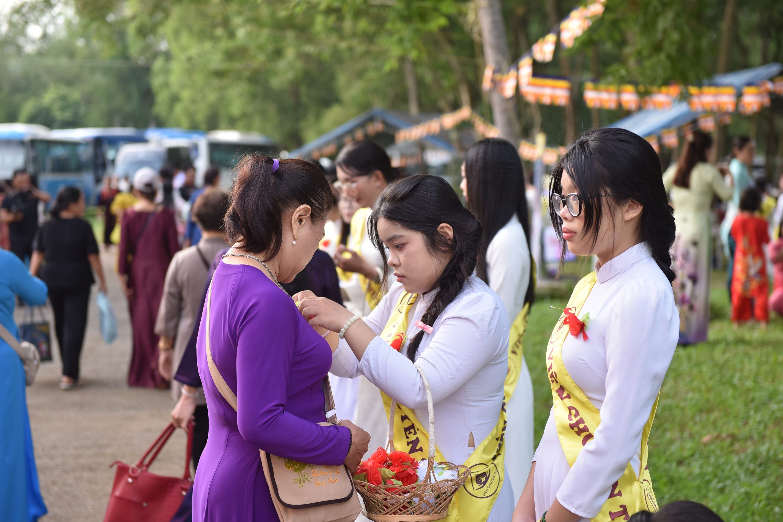 Vu Lan năm 2026 với chủ đề “SỢI KHÓI LẶNG THẦM” – một dòng thương nhớ mẹ插图35