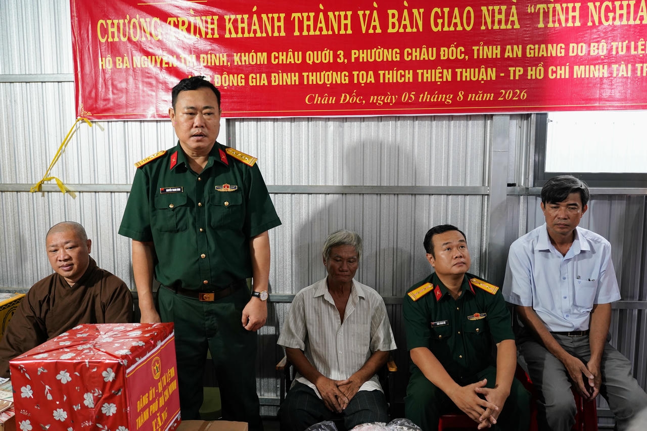 BÀN GIAO 03 CĂN NHÀ “TÌNH NGHĨA QUÂN – DÂN”插图