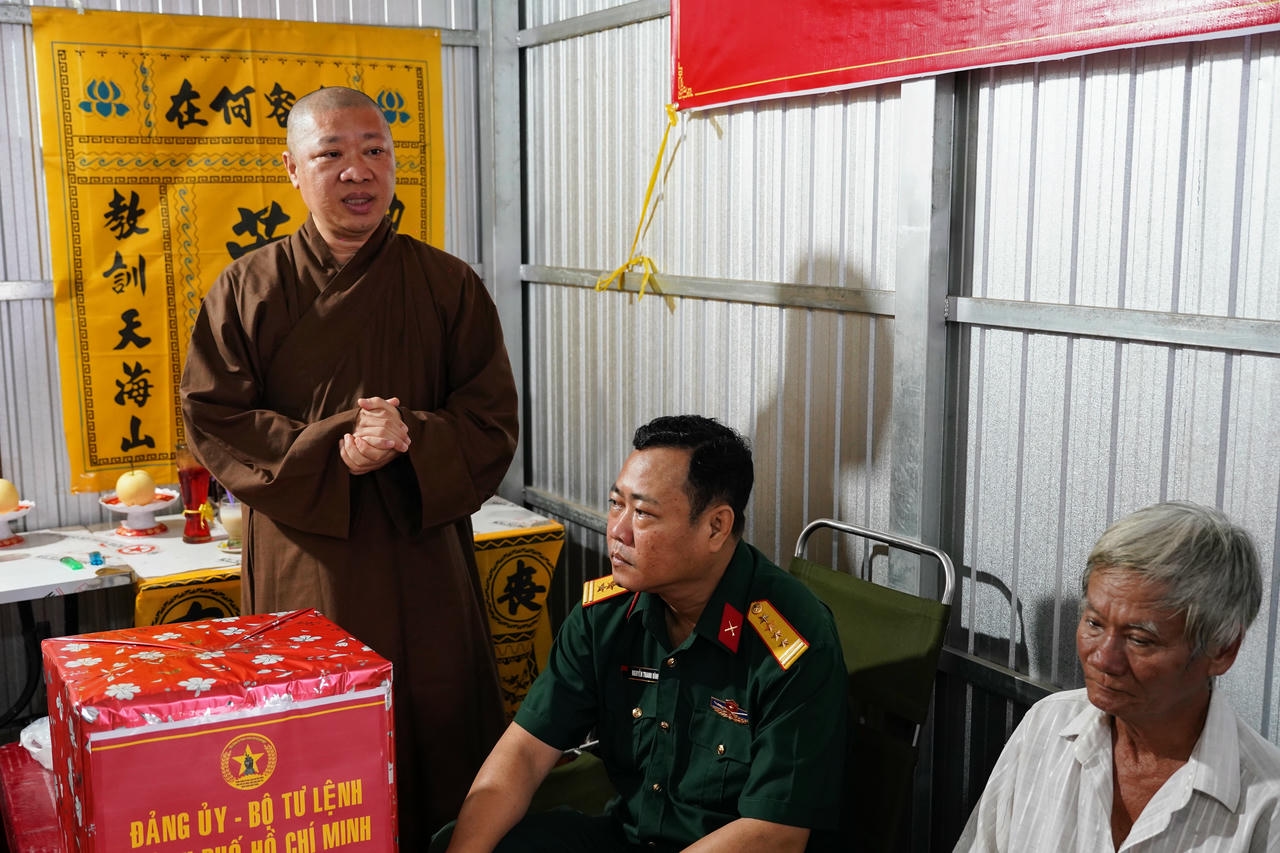 BÀN GIAO 03 CĂN NHÀ “TÌNH NGHĨA QUÂN – DÂN”插图1