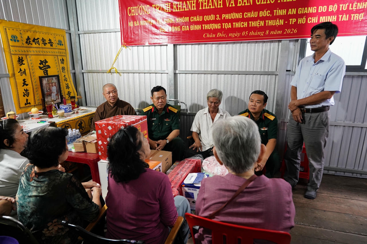 BÀN GIAO 03 CĂN NHÀ “TÌNH NGHĨA QUÂN – DÂN”插图2