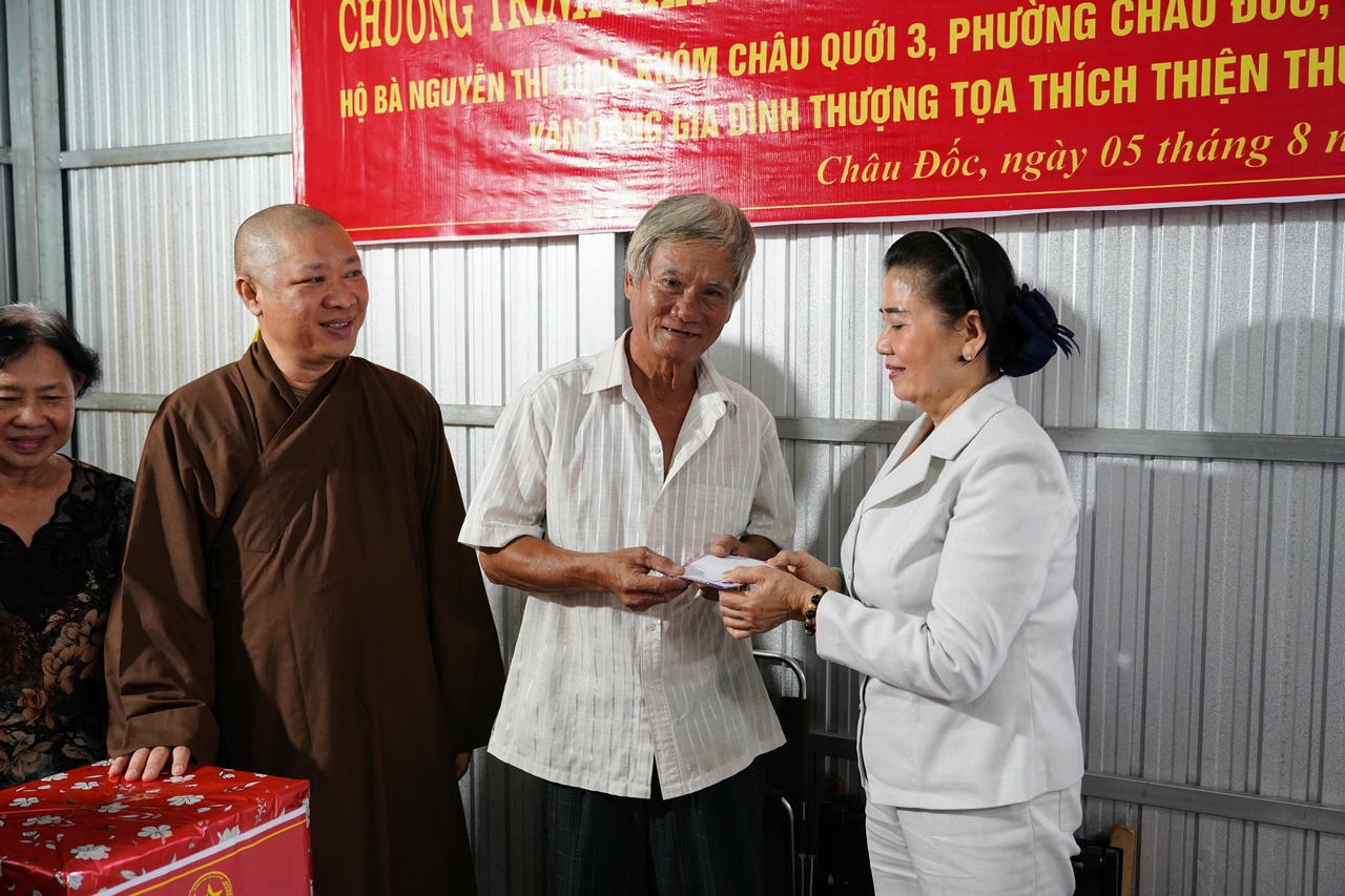 BÀN GIAO 03 CĂN NHÀ “TÌNH NGHĨA QUÂN – DÂN”插图9