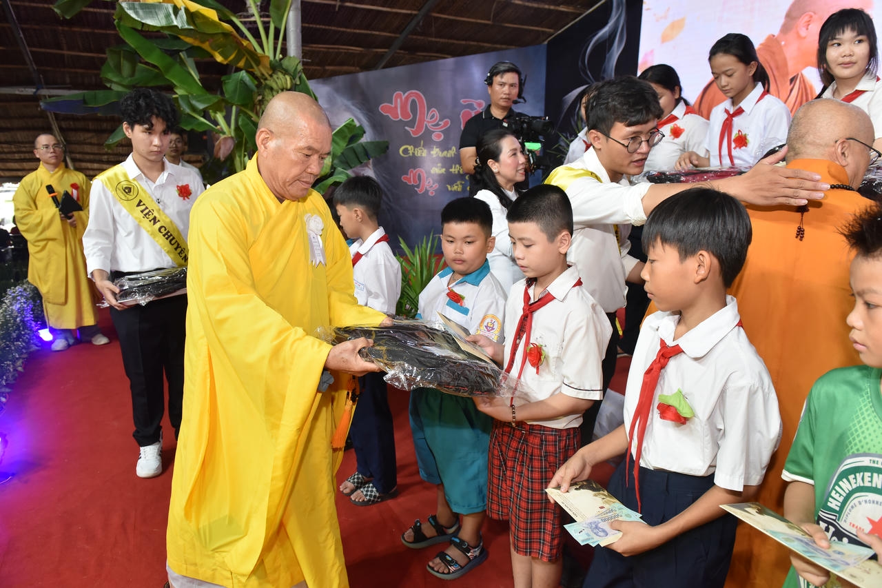 ĐẠI LỄ VU LAN BÁO HIẾU 2026 – CHỦ ĐỀ: “SỢI KHÓI LẶNG THẦM”插图86