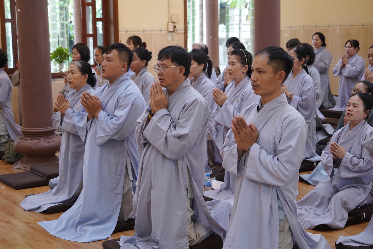 KHÓA TU BÁT QUAN TRAI GIỚI LẦN 3插图32