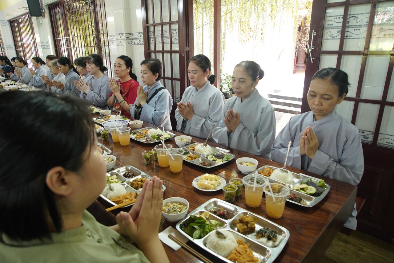 KHÓA TU BÁT QUAN TRAI GIỚI LẦN 3插图38
